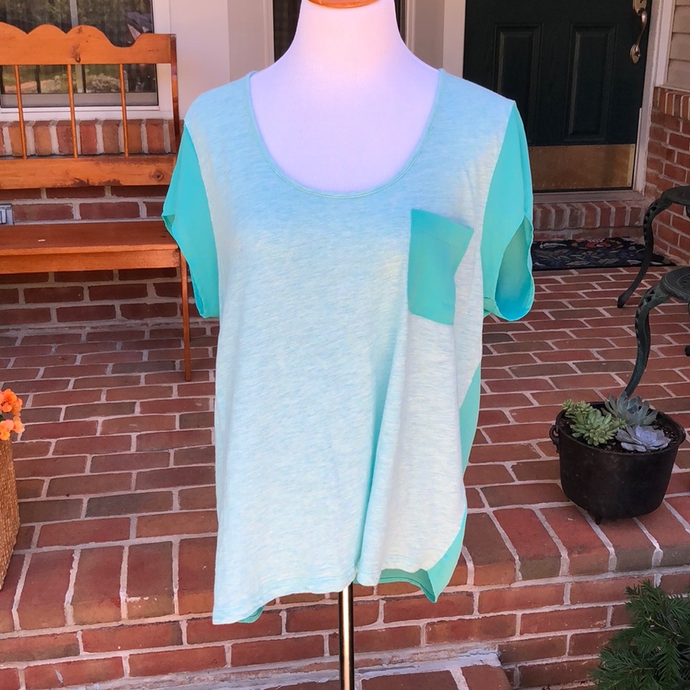 Gap shirt